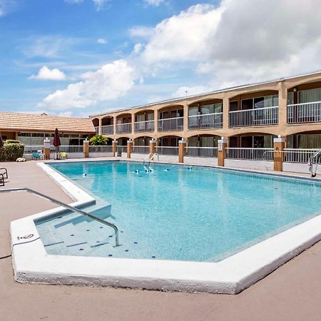 Quality Inn Alachua - Gainesville Area Bagian luar foto